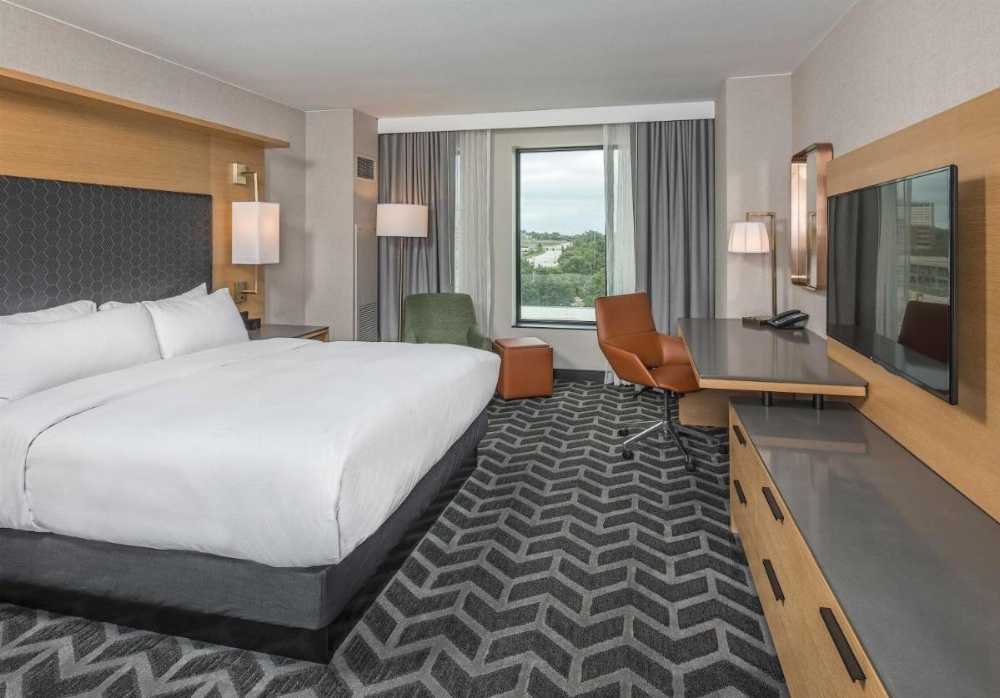 Hilton Des Moines Downtown Image 11