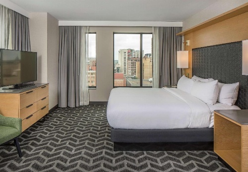 Hilton Des Moines Downtown image 48